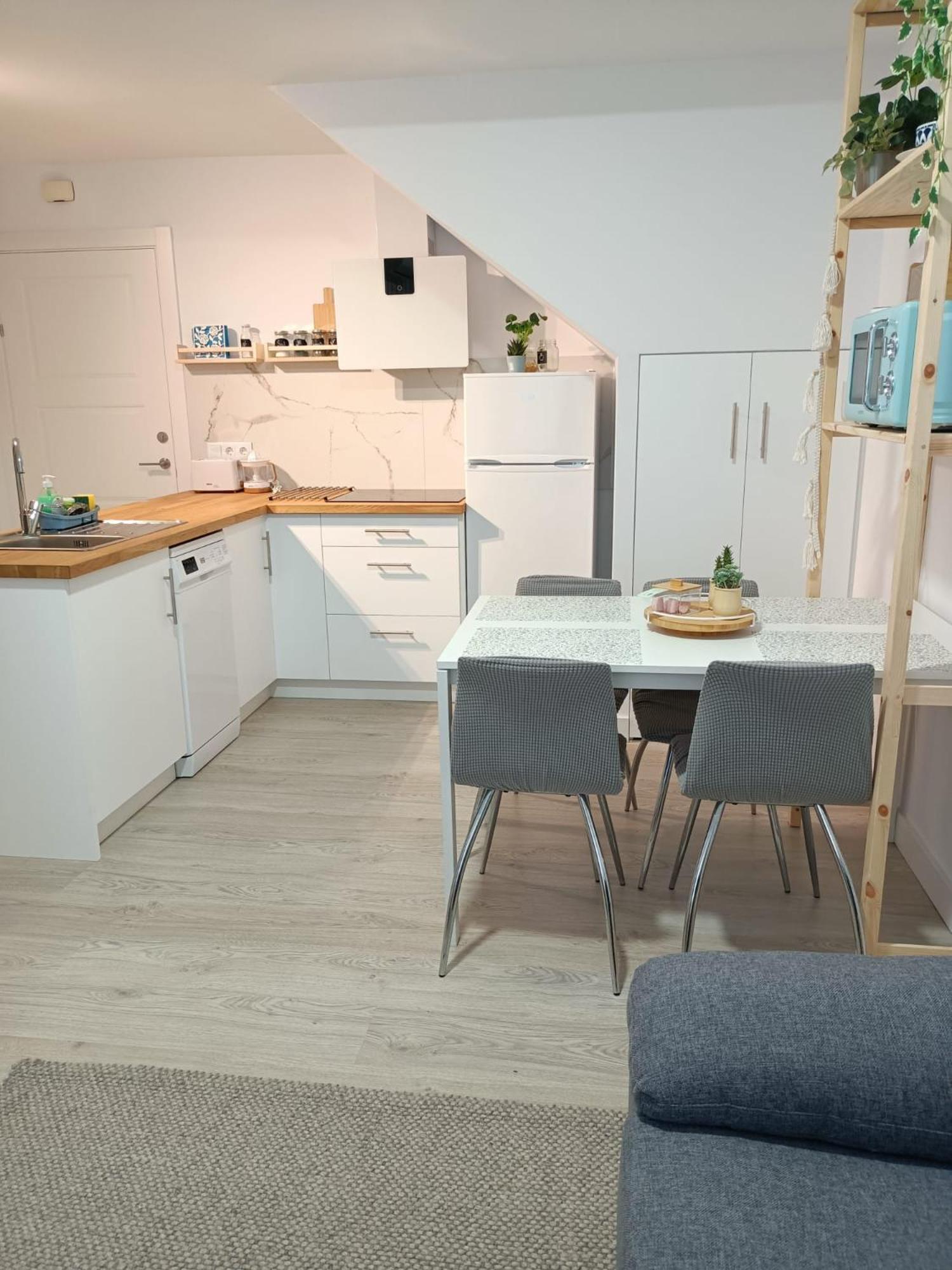 Apartamento Mencer Malpica Exterior photo